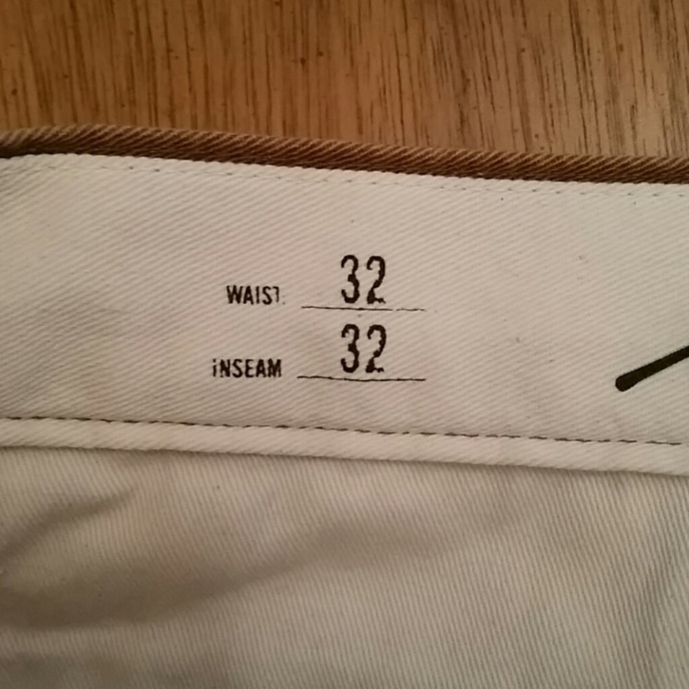 Eddie Bauer chino pants, 32x32, tan - Picture 4 of 4